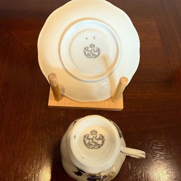 Royal Grafton English Tea Cup and Saucer Set - Purple-Grey Flowers - Picture 4 of 5